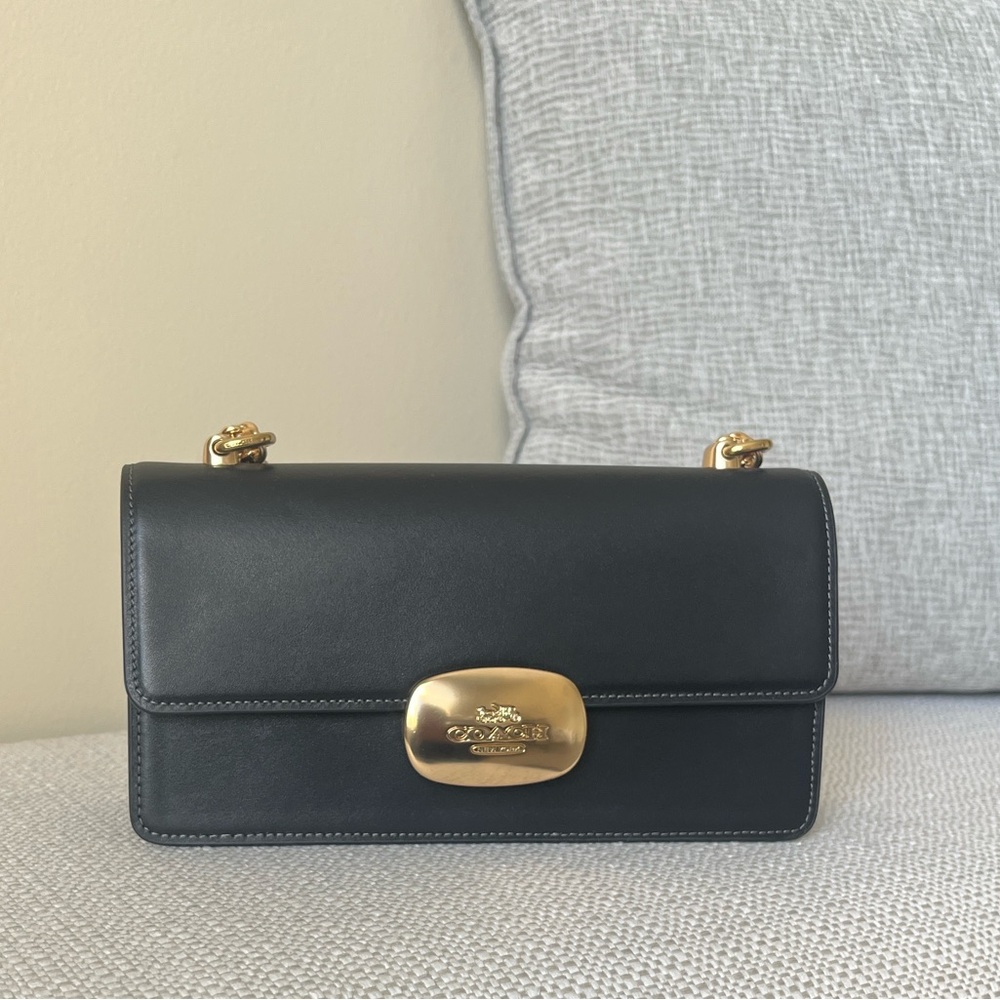 Coach Outlet Eliza Flap Crossbody - Picture 4 of 7